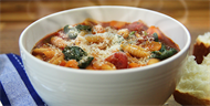 Spinach and Tomato Pasta Soup