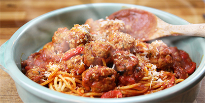 Meat balls in tomato sauce