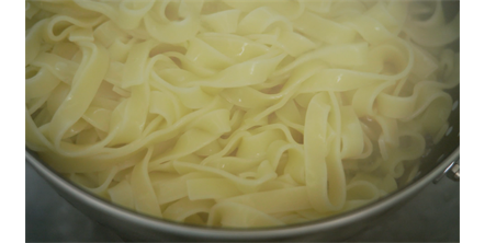 Tomato and Basil Tagliatelle 