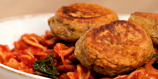 Napolina Chickpea Pasta with Red Lentil Balls